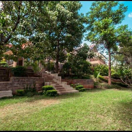 Riverfront Gardens Bed & Breakfast Mjini Luaran gambar