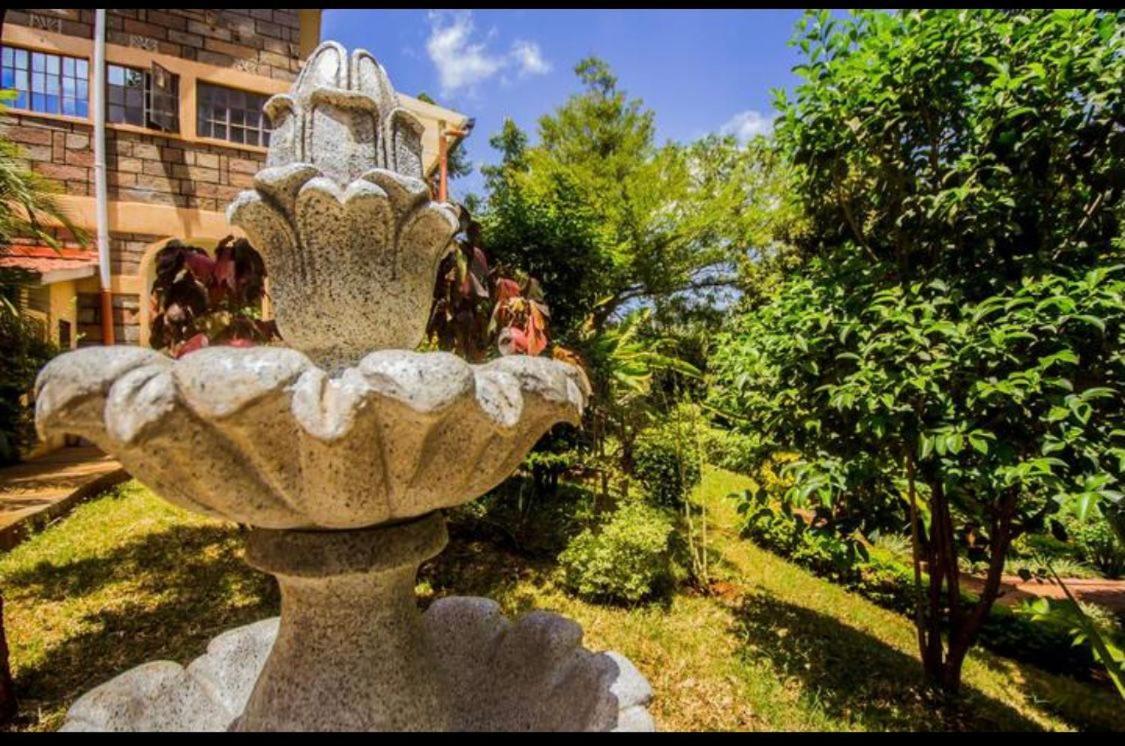 Riverfront Gardens Bed & Breakfast Mjini Luaran gambar