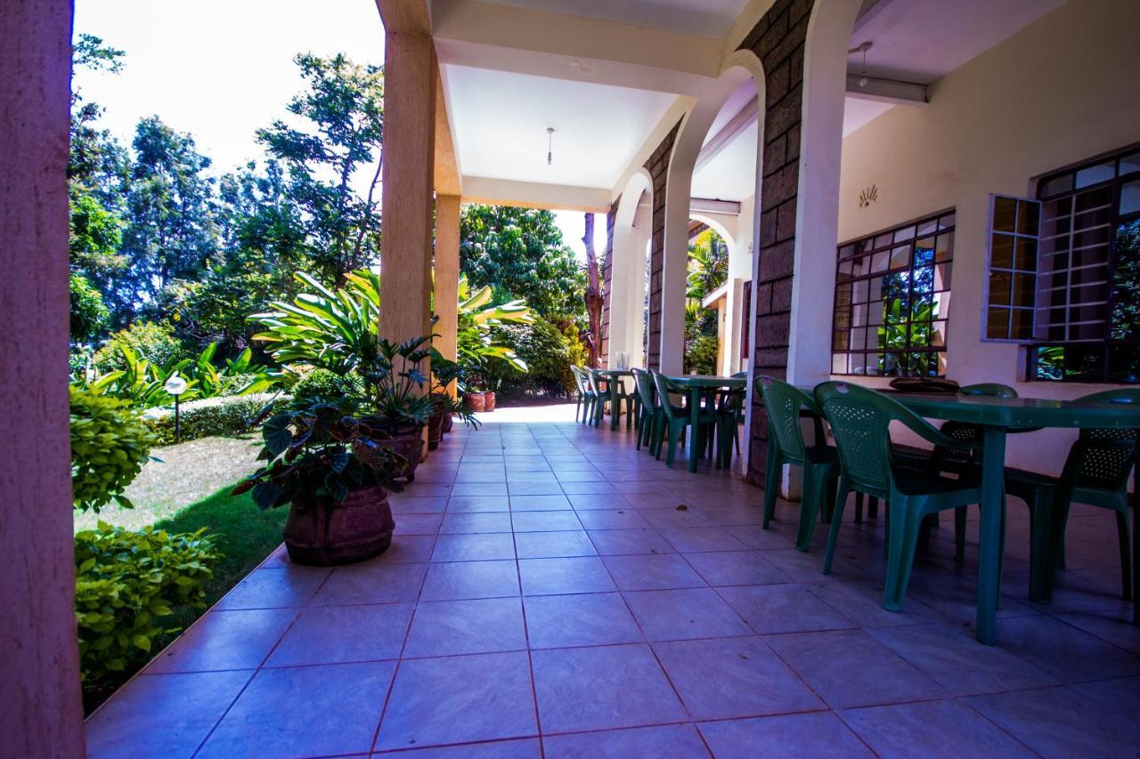 Riverfront Gardens Bed & Breakfast Mjini Luaran gambar