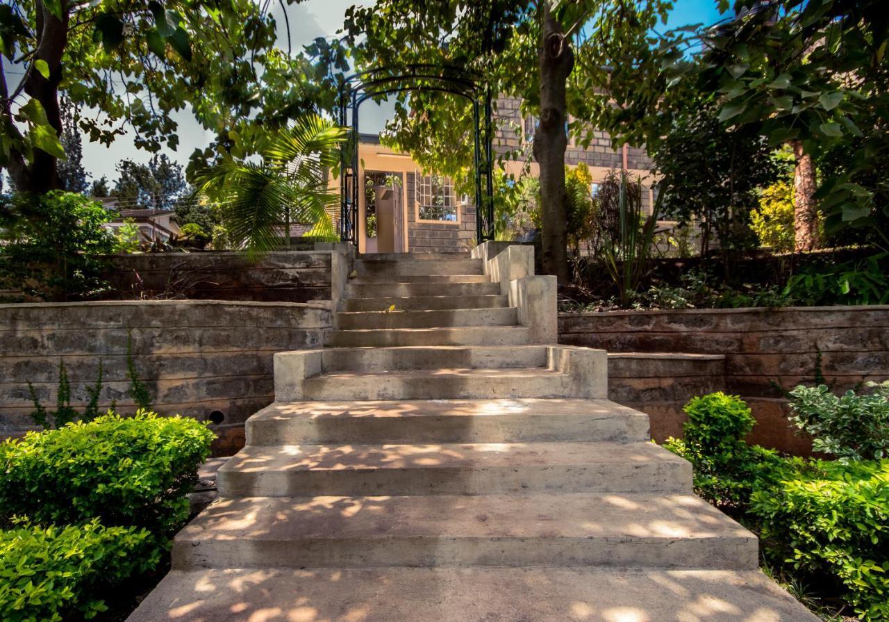Riverfront Gardens Bed & Breakfast Mjini Luaran gambar